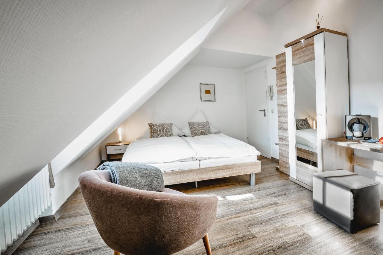 Residenz Weingut Schloss Reinhartshausen Bed & Breakfast Eltville am Rhein Exterior foto
