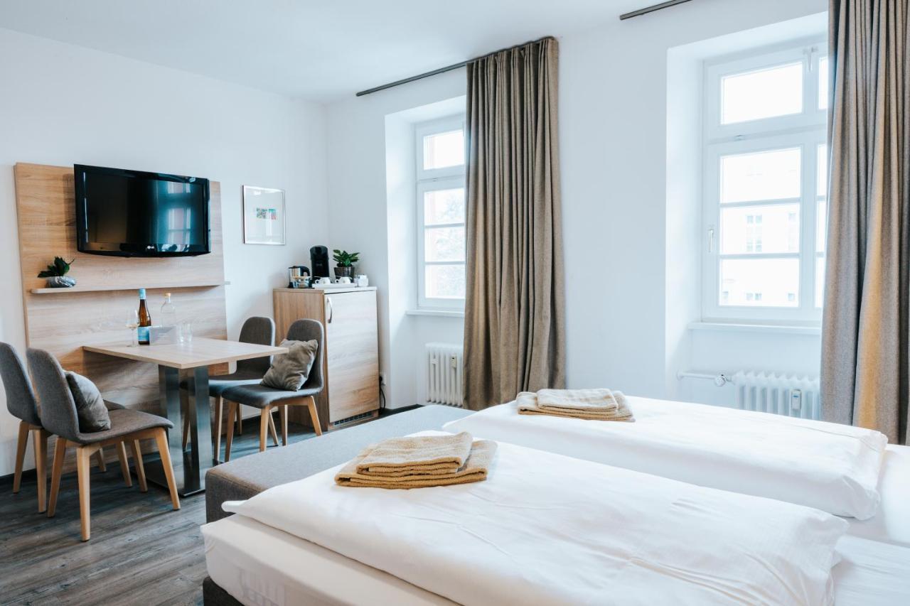 Residenz Weingut Schloss Reinhartshausen Bed & Breakfast Eltville am Rhein Exterior foto