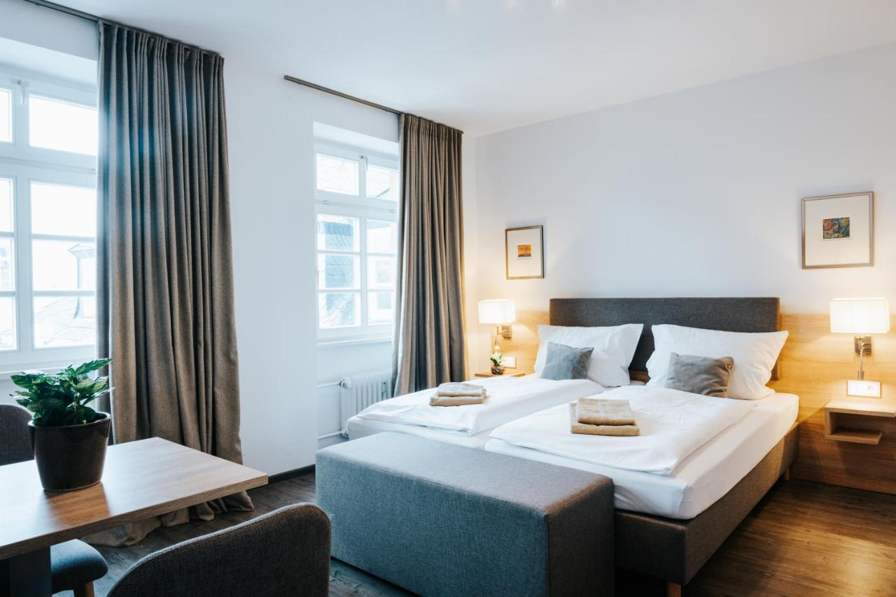 Residenz Weingut Schloss Reinhartshausen Bed & Breakfast Eltville am Rhein Exterior foto