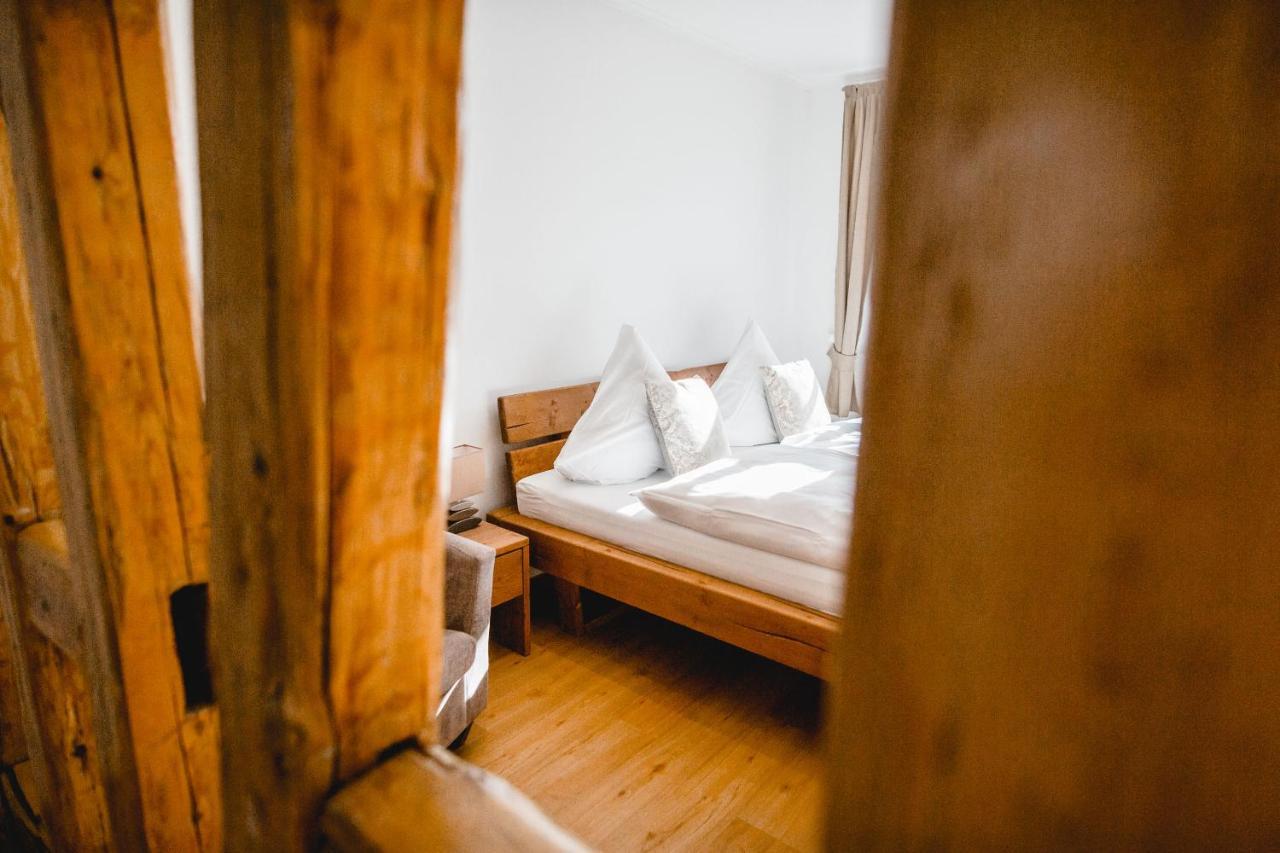 Residenz Weingut Schloss Reinhartshausen Bed & Breakfast Eltville am Rhein Exterior foto