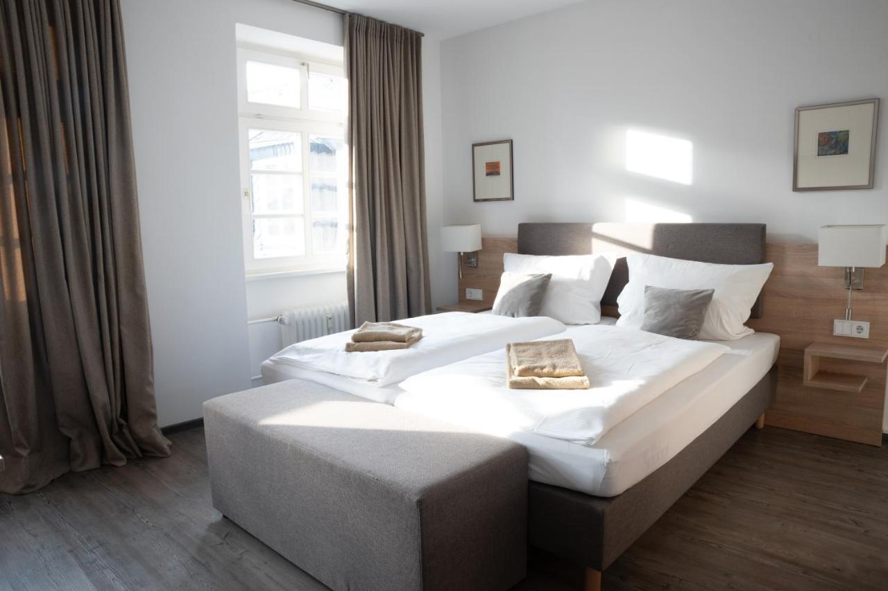 Residenz Weingut Schloss Reinhartshausen Bed & Breakfast Eltville am Rhein Exterior foto